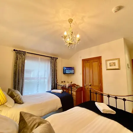 Elm Tree Bed and Breakfast 4*