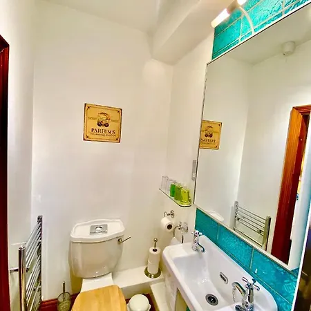 Elm Tree Bed and Breakfast Κέσγουικ