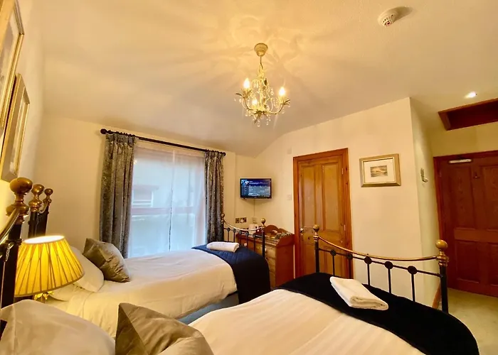Elm Tree Bed & Breakfast 4*