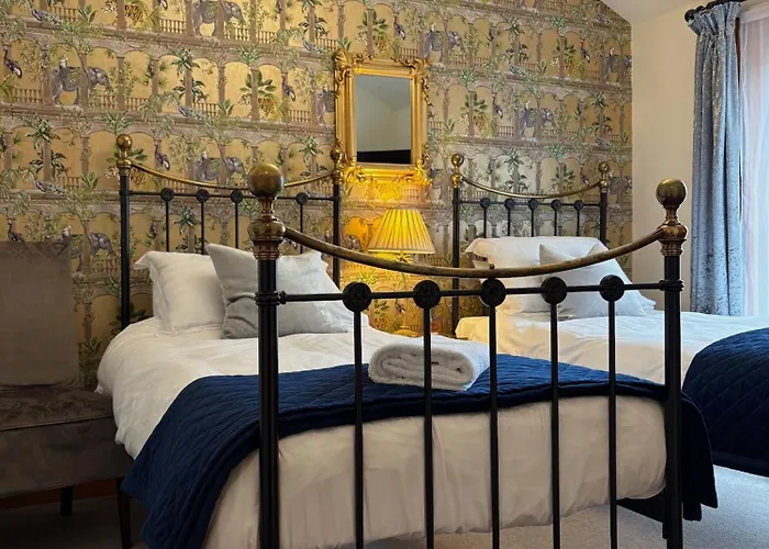 Bed & Breakfast Elm Tree