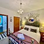 Bed and Breakfast Elm Tree Κέσγουικ